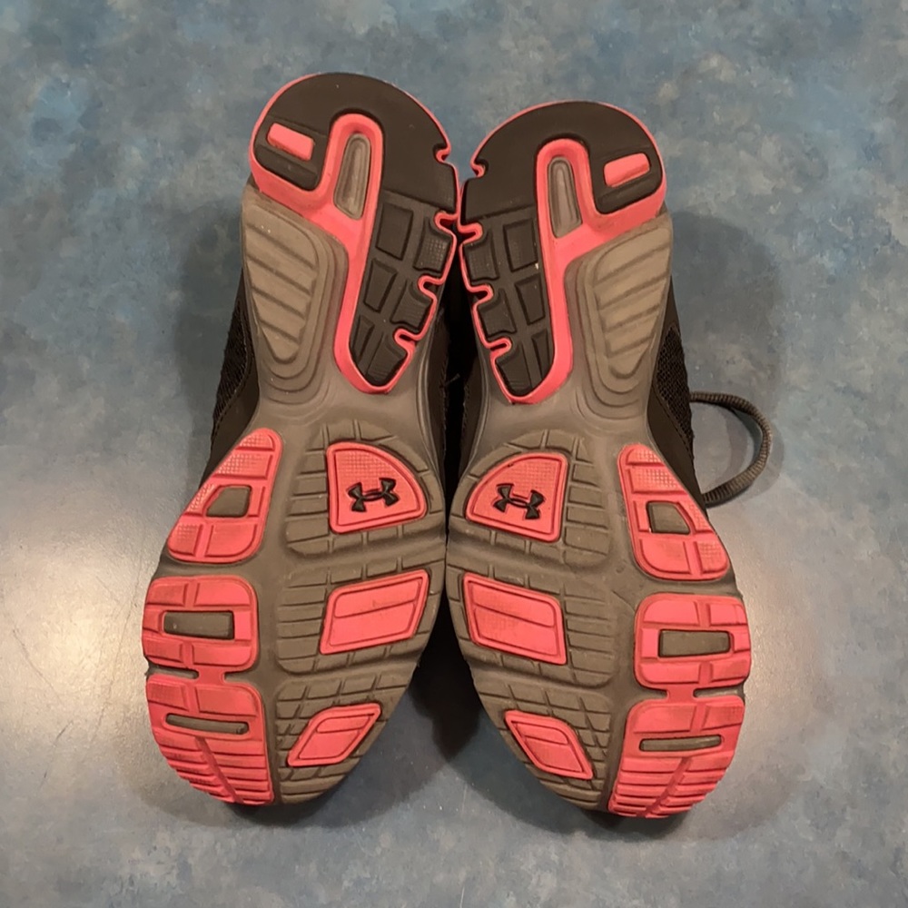Under Armour - Picture 7 of 10